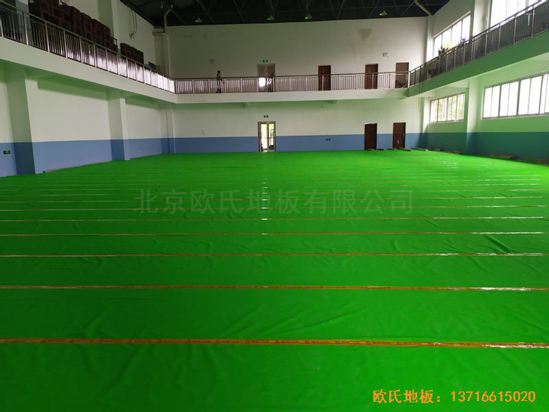 浙江虹橋較好的小學(xué)籃球館運動木地板施工案例3