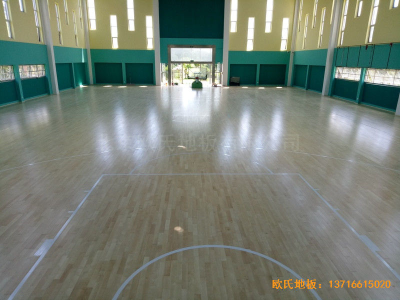 寧波至城學(xué)校籃球館體育木地板安裝案例3