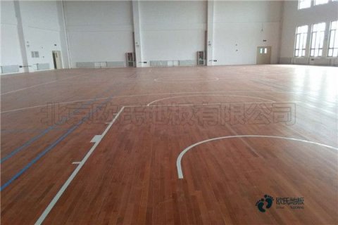 籃球館楓木運(yùn)動(dòng)木地板