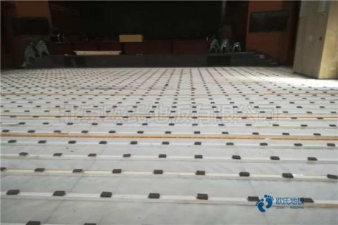 購(gòu)買(mǎi)運(yùn)動(dòng)館木地板哪個(gè)品牌好